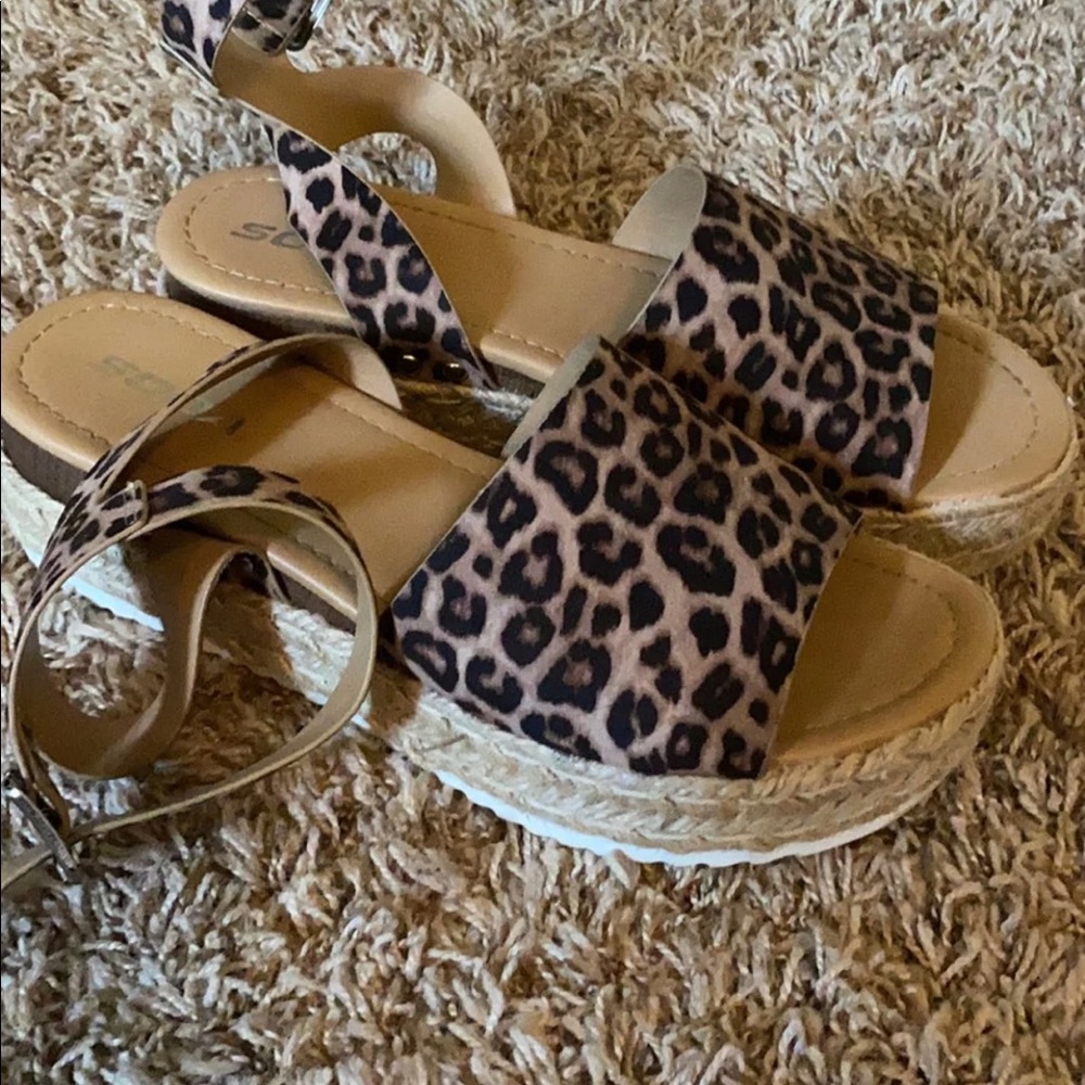 Cheetah wedges